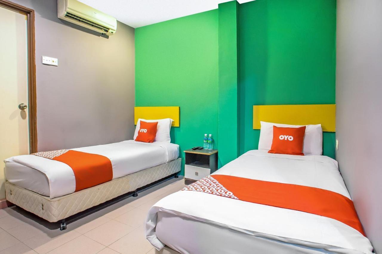 Oyo 89688 Alor Street Hotel Kuala Lumpur Esterno foto