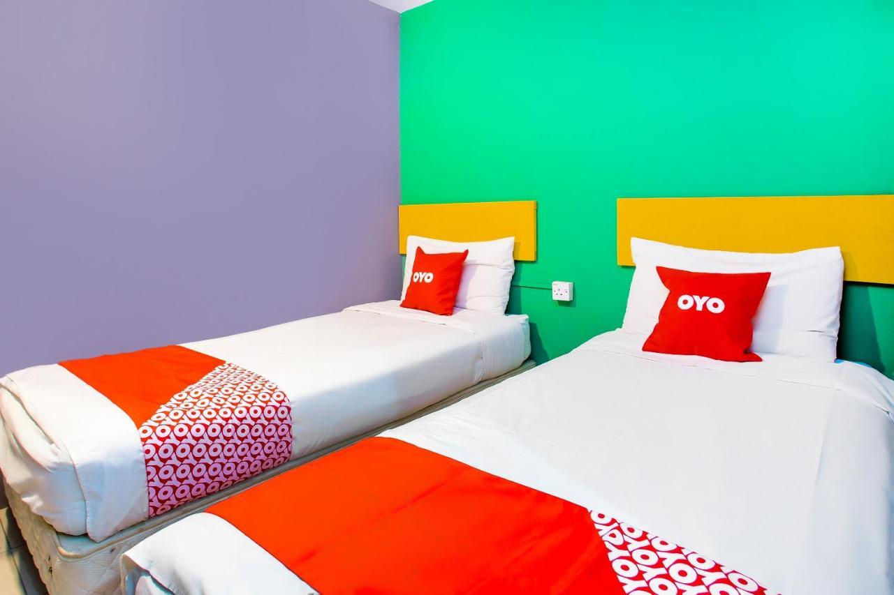Oyo 89688 Alor Street Hotel Kuala Lumpur Esterno foto