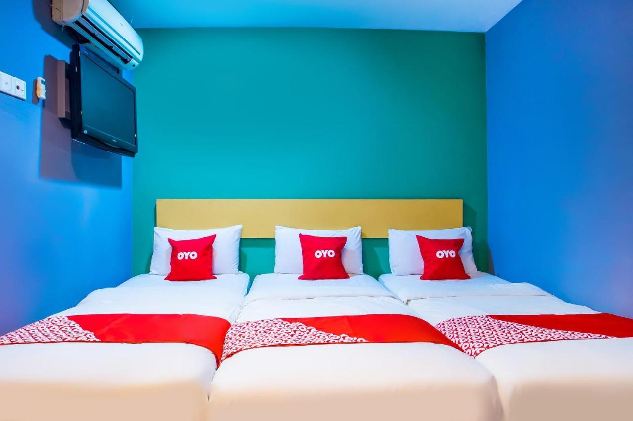 Oyo 89688 Alor Street Hotel Kuala Lumpur Esterno foto