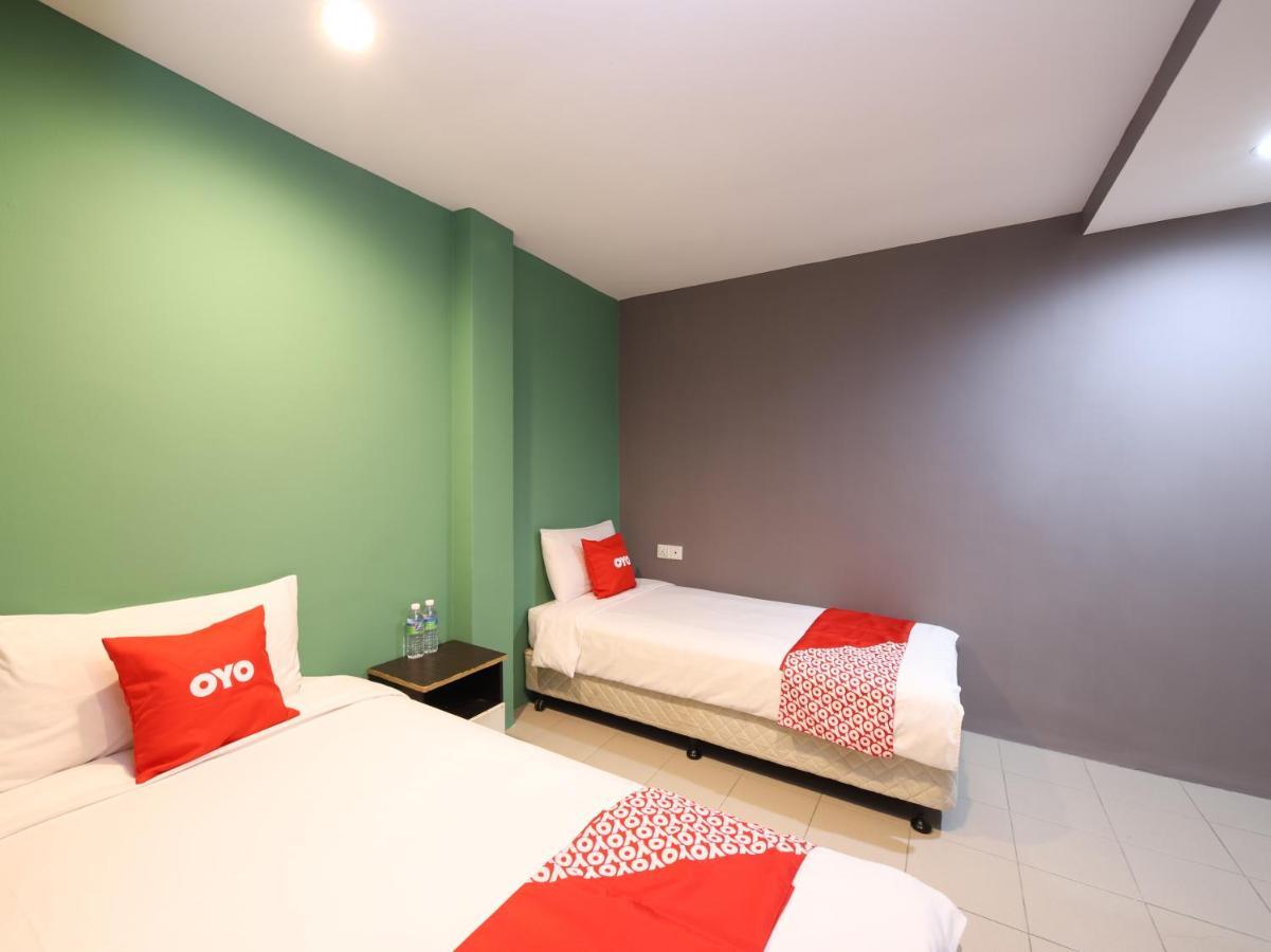Oyo 89688 Alor Street Hotel Kuala Lumpur Esterno foto